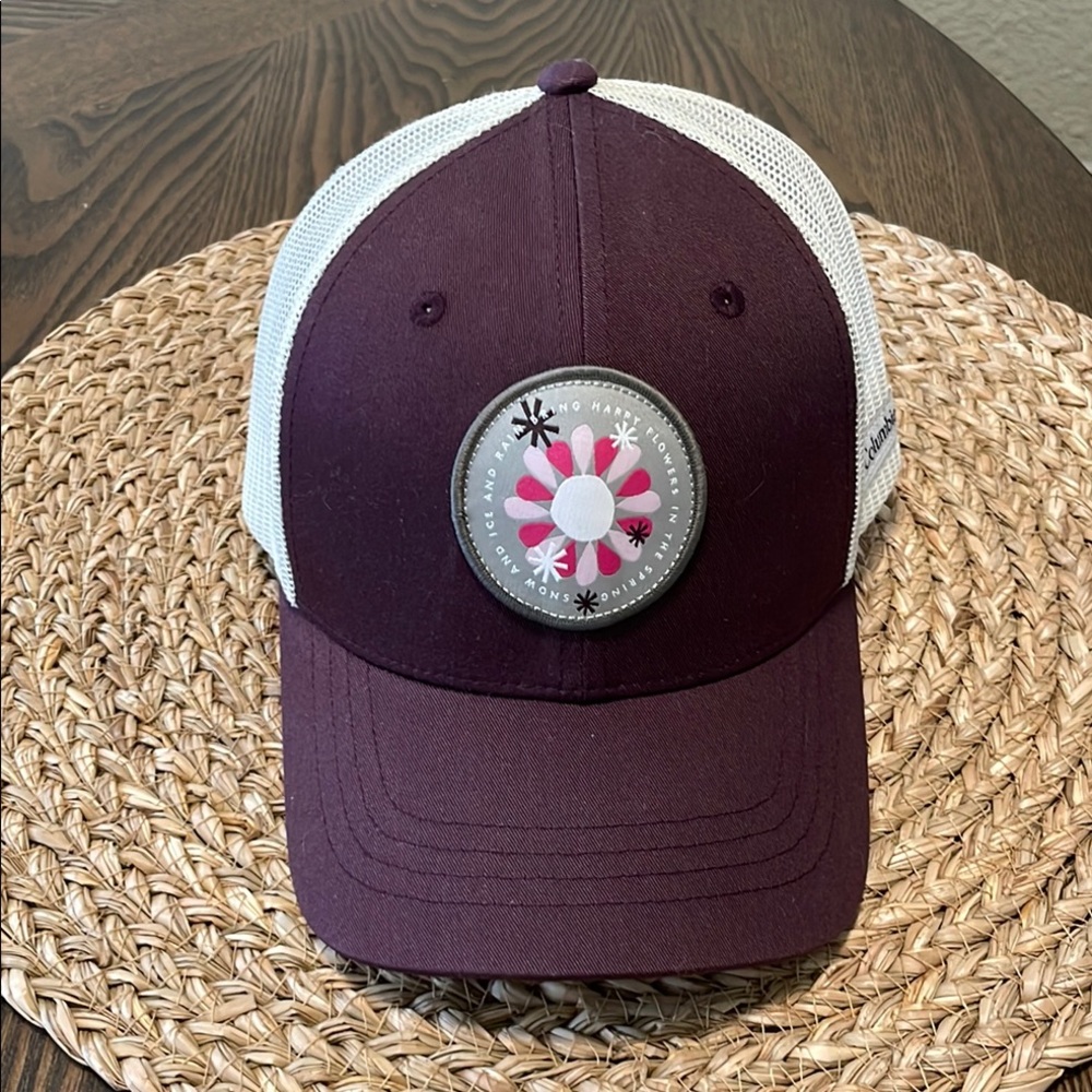 NWOT Columbia Purple and Cream Trucker Hat